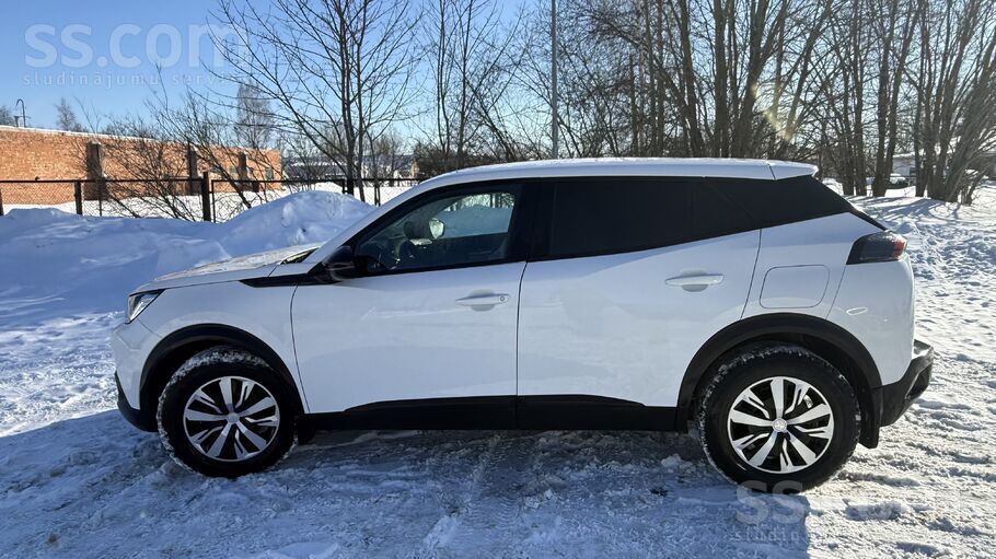 Peugeot Pirkta Latvijā no autosalona. Labs auto ar mazu pa