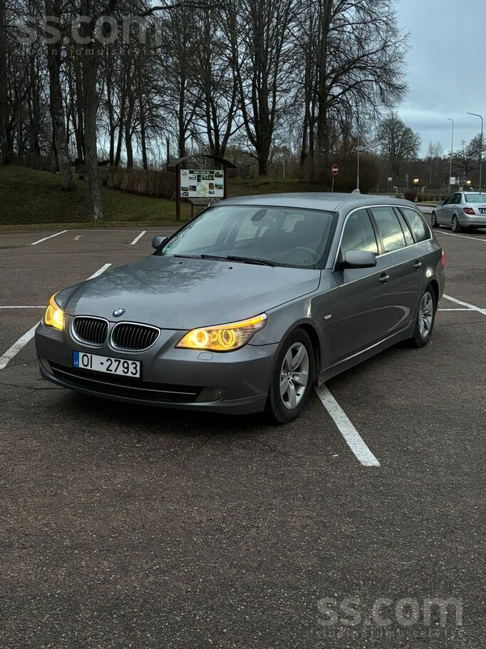 Pārdodu koptu BMW 525d Facelift (145 kW), 2007. gads, universālis, automāts.