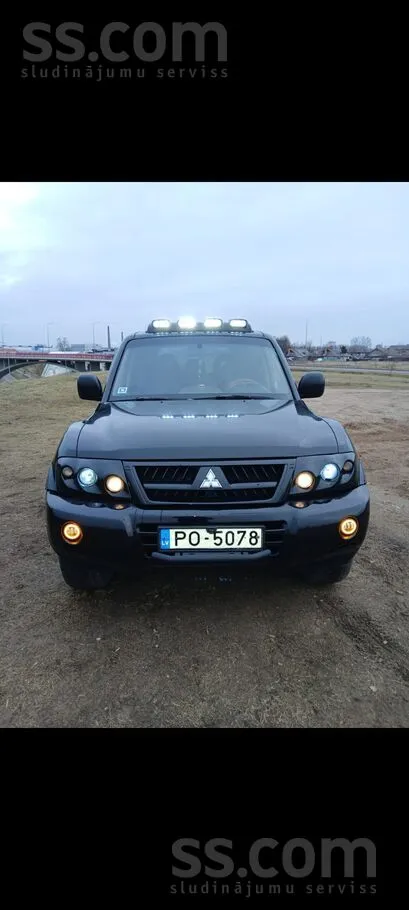 Mitsubishi Продаю Mitsubishi Pojero 3.2d Машина в хорошем тех