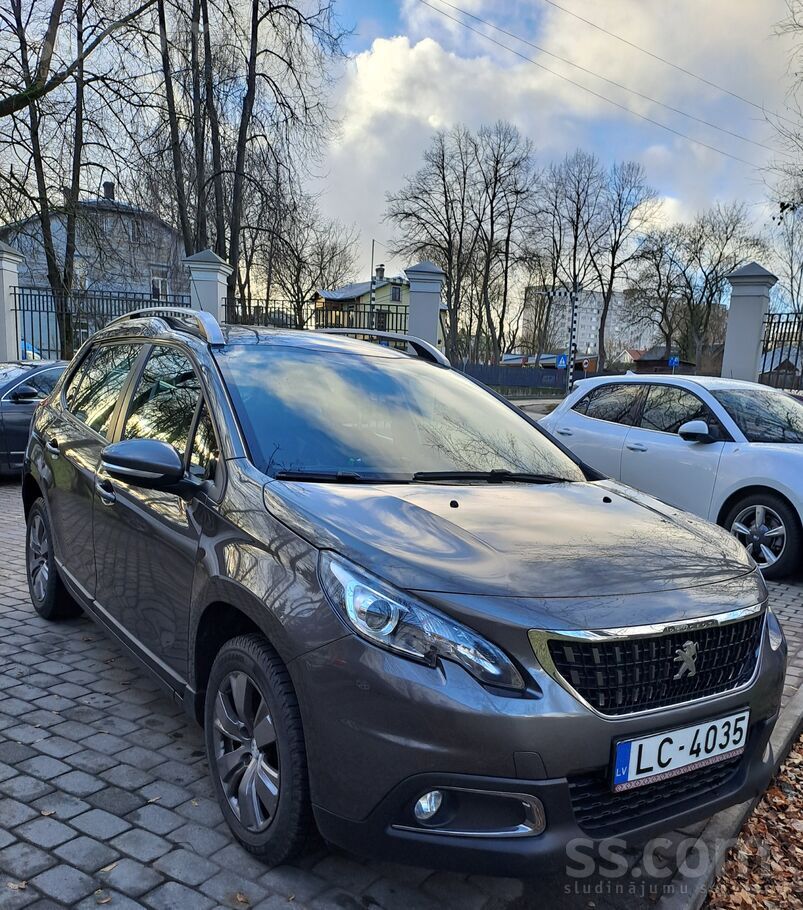Peugeot Peugeot 2008 1.2 benzīns, Automāts. 