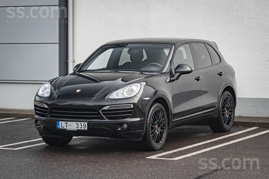 Porsche Cayenne 3.0 dīzelis 180kw, Automāts. 

180 kW / 245 ZS Automāts Aw