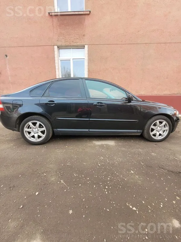 Volvo Продаю Volvo S40 2.4 бензин 2004 года выпуска, про