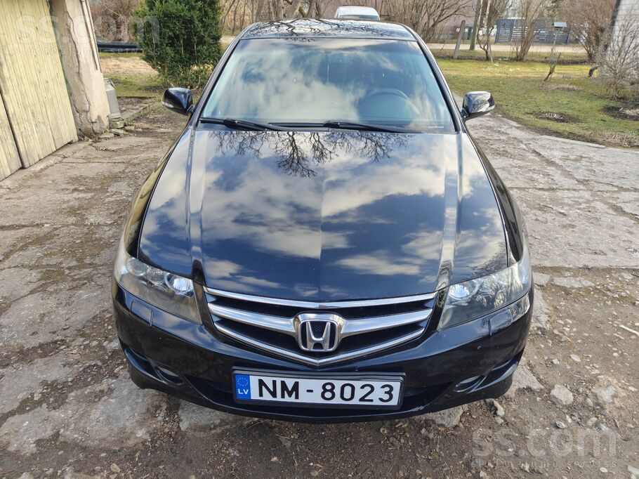 Honda Pārdodu Honda Accord 7 2.2 dīzeli ar 6 ātrumu manu