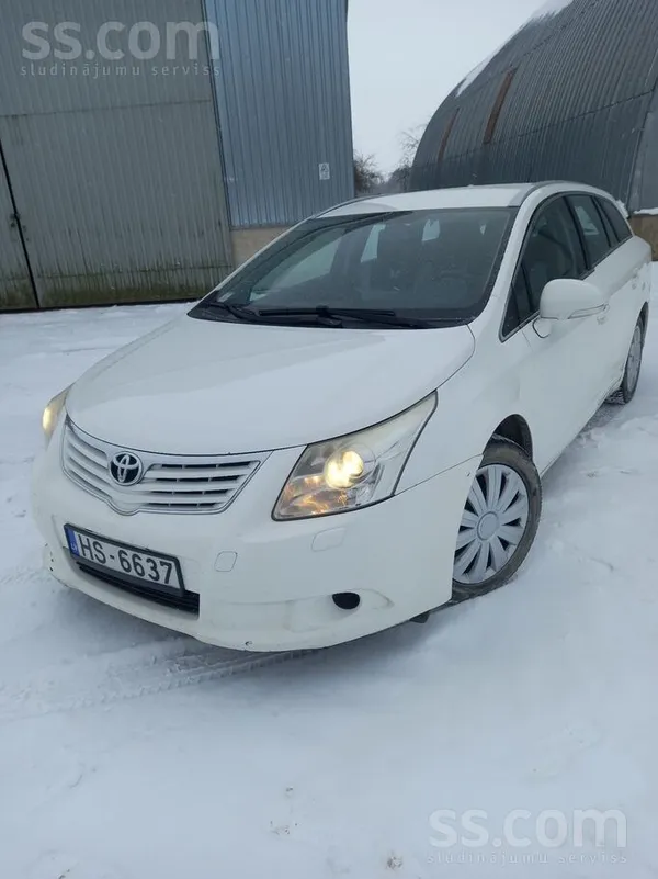 Toyota Mašīnai regulāri tika veiktas tehniskās apkopes. E