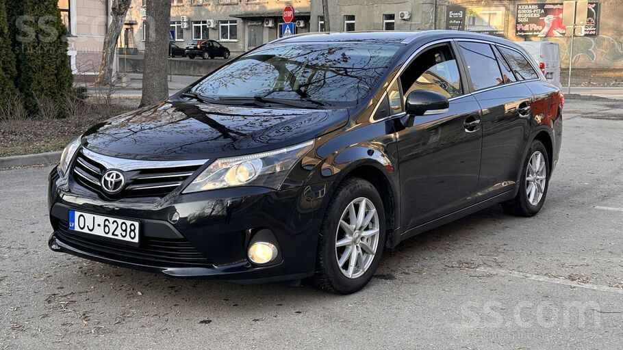 Toyota Ļoti labā stāvoklī, nav lietots Latvijā