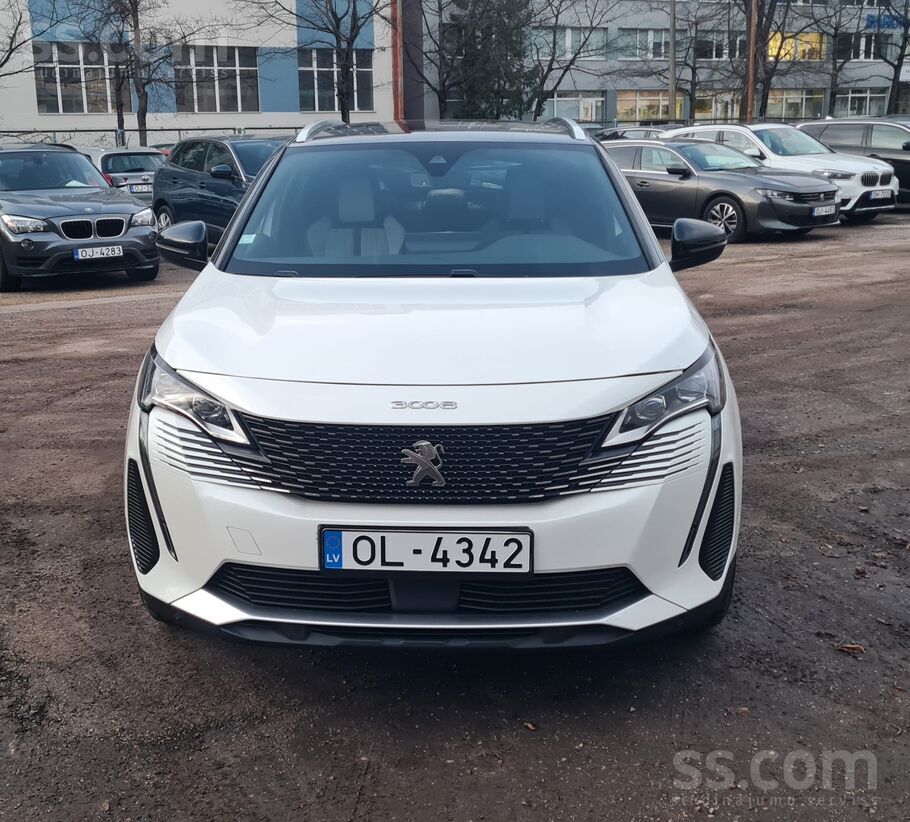 Skaists auto tiko ievests no Francijas. Peugeot 3008 GT 1, 6 Plug-in Hybrid