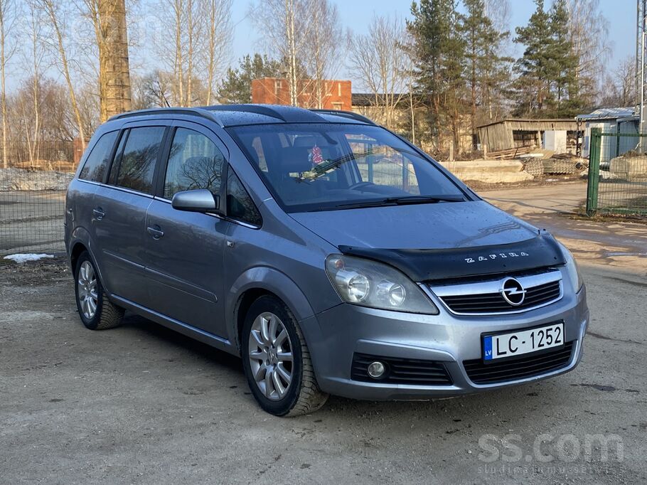 Opel Pārdodu Opel Zafira 2006. gada. 1.9 dīzelis, 110 k