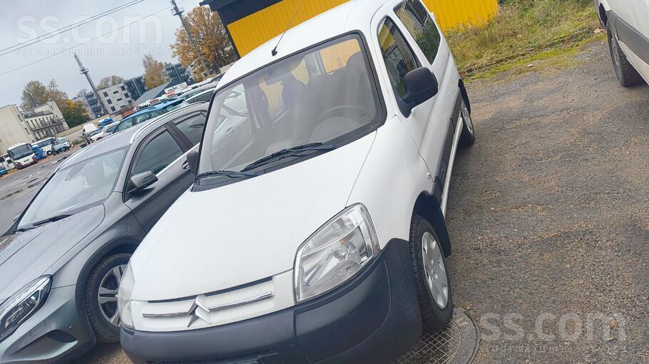 Citroen Pārdošana Citroen Berlingo 2007. Gadā ar 1.4 benzī