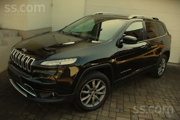 Jeep Pārdod Jeep Cherokee 2.0 4x4,