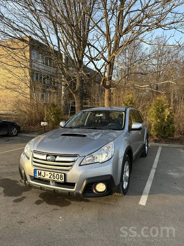 Subaru Ar jaunu apskati uz gadu (var pats salabot divniek