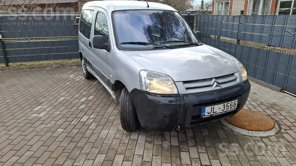 Citroen Pārdod Citroen Berlingo ar nobraukumu gadā 3000-50