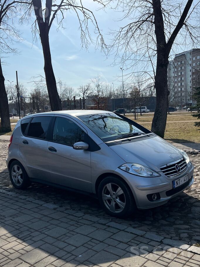 Mercedes Tiek pārdots Mercedes Benz A180. Nesen izieta TA, 