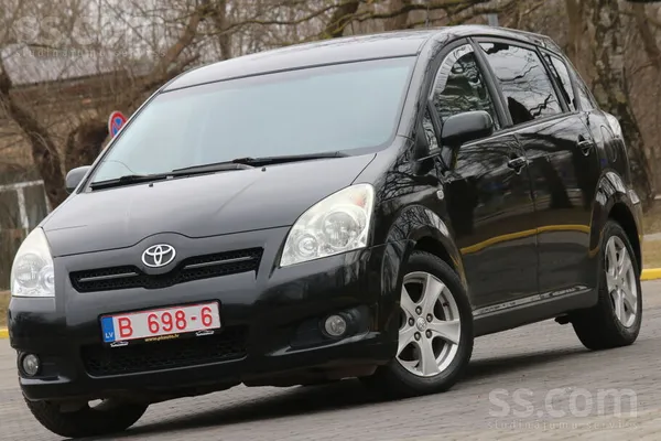 Toyota Toyota corolla verso 2.2 D-4D 100kw, 7 vietas. 