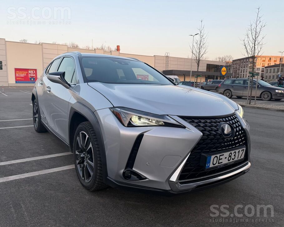 Lexus UX 250H
Cena ar Pvn 19500 ( neto 16115 )
-2 zonu klimata kontrol