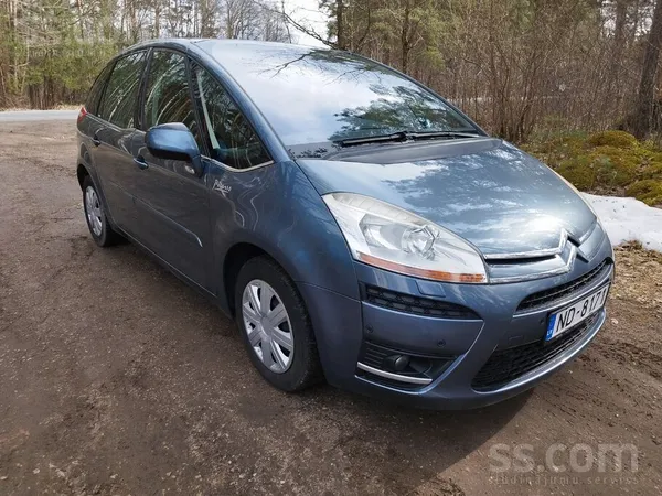 Citroen C4 Picasso 1.6d 80 kw laba tehniskā un vizuālā stā
