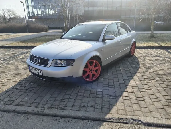 Audi Audi A4 b6 ar 1.9 litru dīzeļdzinēju 74 KW. 
