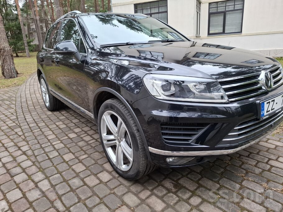 Volkswagen R line interjers, melni griesti, automašīnai veikt
