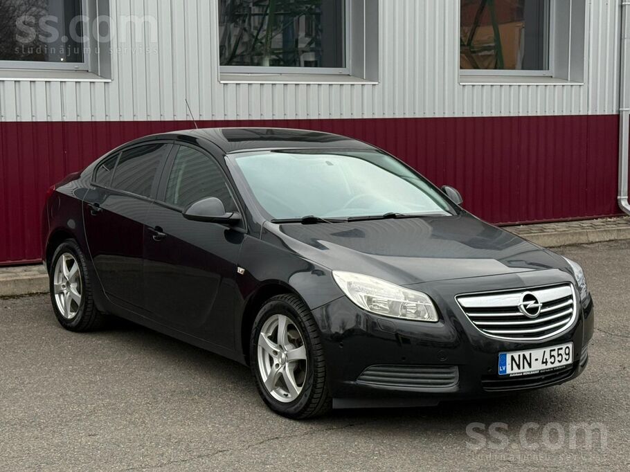 Opel Pārdod Opel Insignia , 2.0 Dīzelis , Mehāniskā ātr