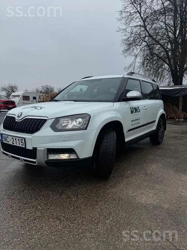 Skoda Škoda Yeti ar 2.0 litru dīzeļdzinēju un manuālo āt