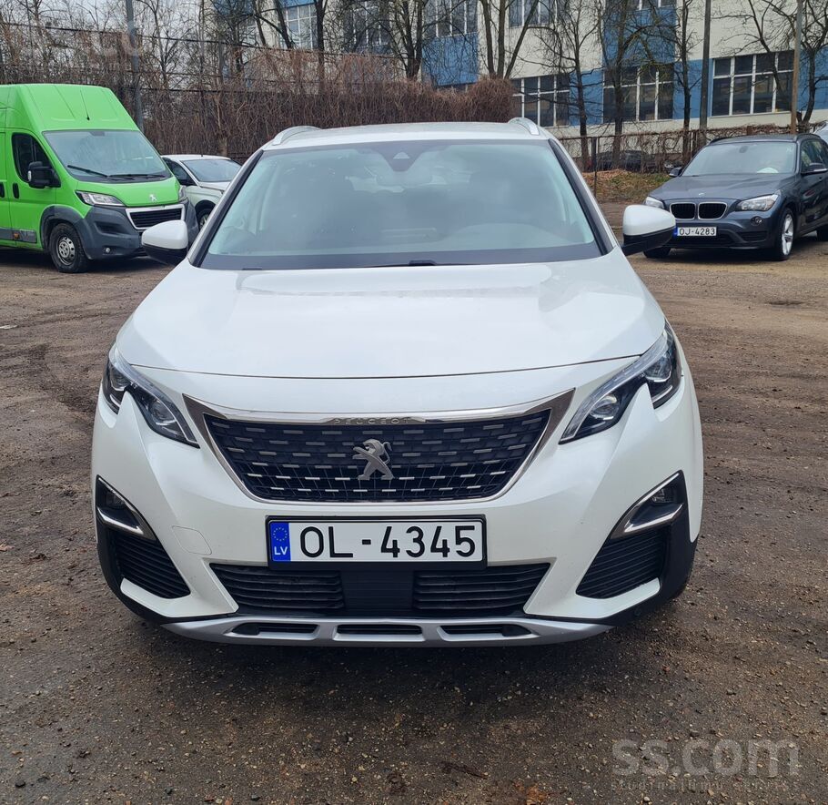 Skaists auto tiko ievests no Francijas. Peugeot 3008 ar 1, 2 benzīnu 96kw.
