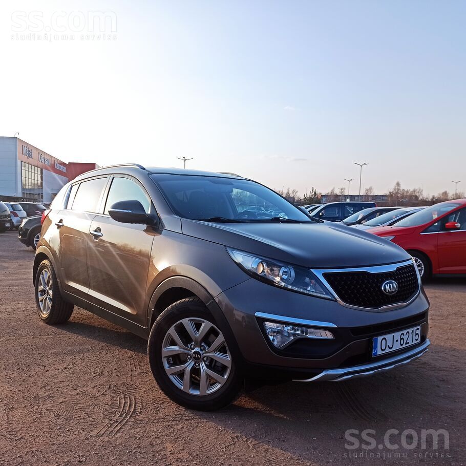 1.7 Crdi, 85kW, 2wd.
193089 km noraukums.
A/m labā tehniska un vizuālā s