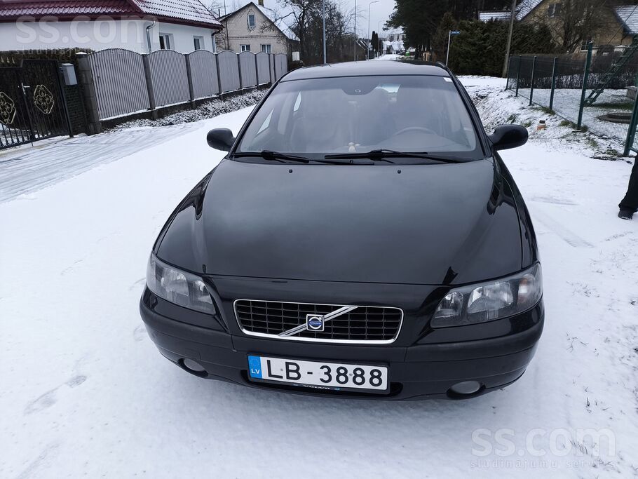 Volvo Pārdodu Volvo s60. Svaiga TA. Lietots saudzīgi, La