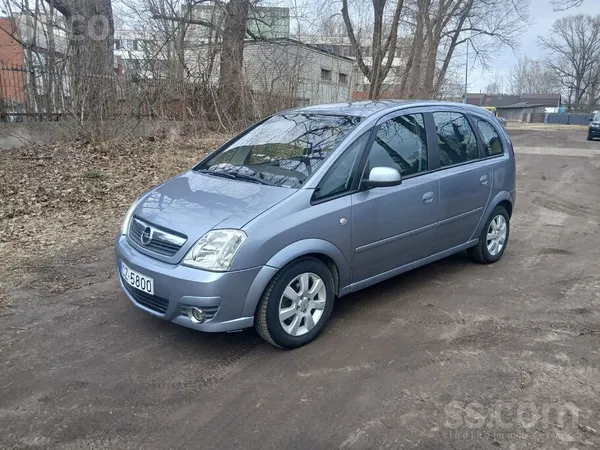Opel Pārdodas auto labā tehniskā un vizuālā stāvoklī. T