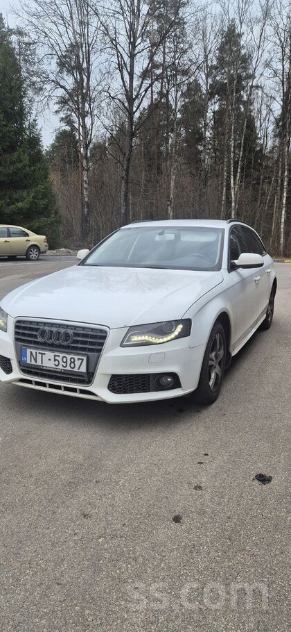 Audi Pārdodu A4B8 2011 gada beigas. 