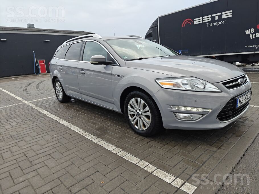 Ford Pārdodu koptu un jaudīgu Ford Mondeo universāli. A