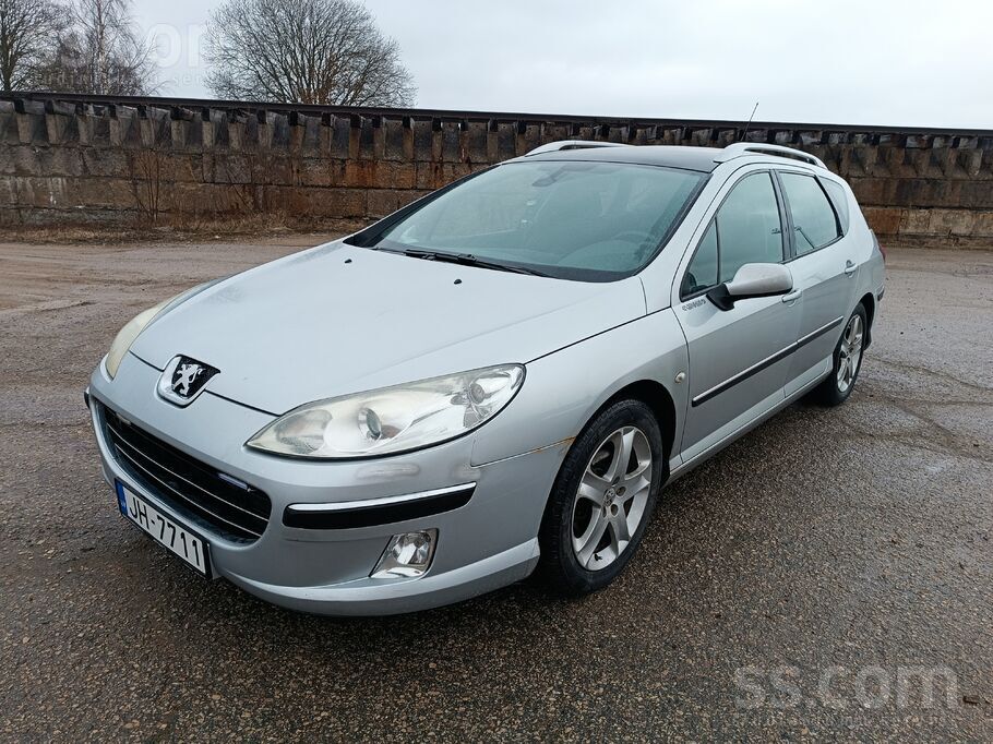 Labā tehniskā stāvoklī, jaunas bremzes, nav sarūsējusi. Sīkāk pa telefonu.