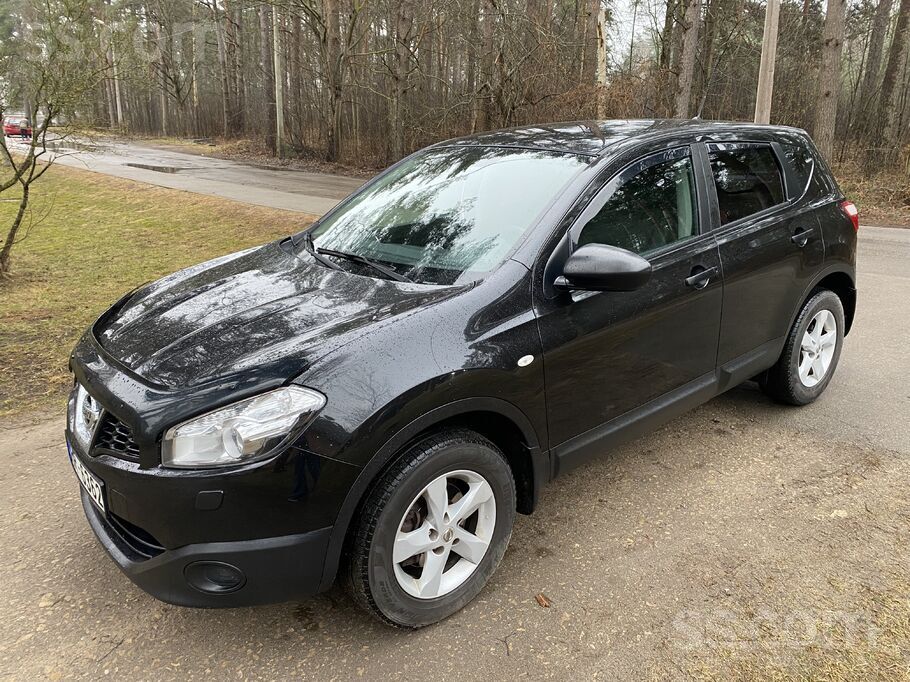Nissan Lielisks piedāvājums - Nissan Qashqai ar orģinālu 