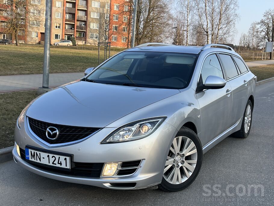 Mazda Pārdodam labu auto ar viss labāko motoru ko ražoja