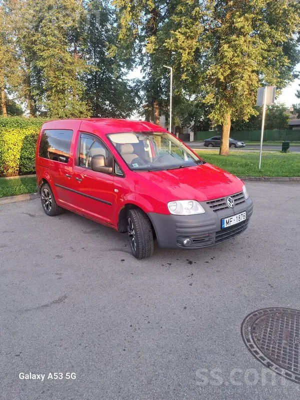 Volkswagen Pārdodam VW Caddy 1.2Tsi 77Kw 5 sēdvietas