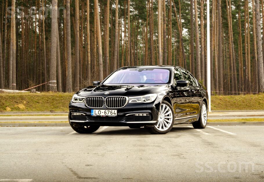 BMW 750I Xdrive 4.4l benzīns. 330kw
Tehniskā apskate derīga līdz 10.2026
V