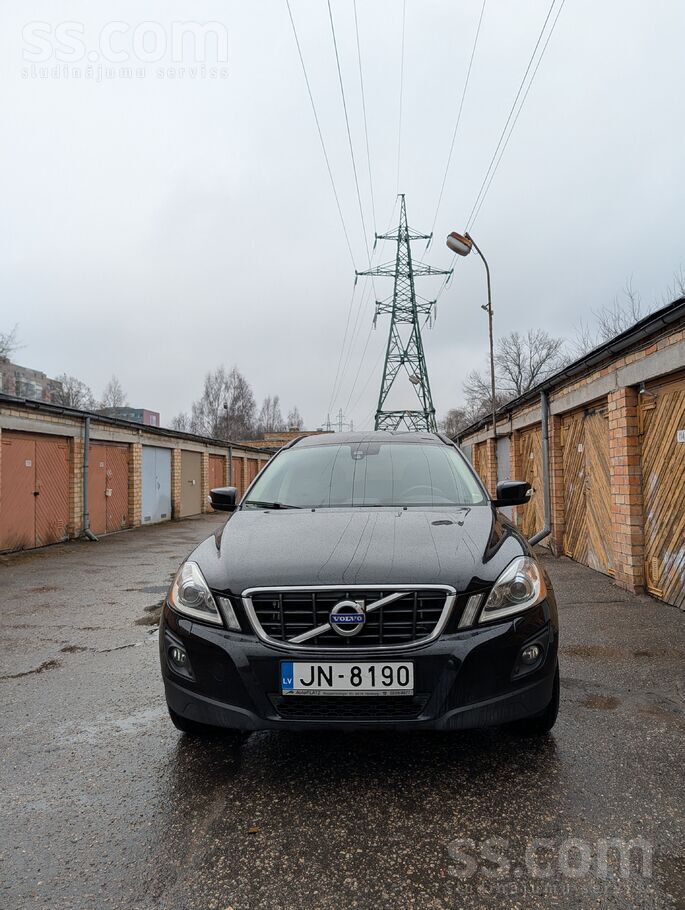 Volvo Продается Volvo xc60 в хорошем техническом и визуа