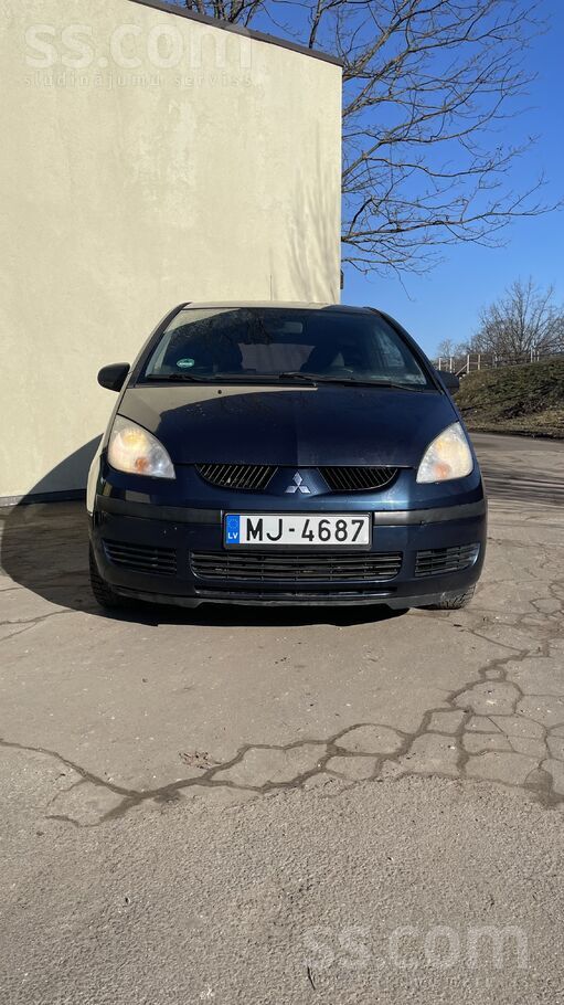 Pārdodu mitsubishi, 50kw ekonomisks dīzeļa auto. Mazais ceļa nodoklis. Auto