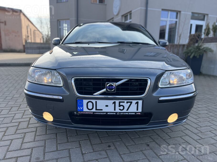 Volvo Только из Франции отличное состояние новый техосмо