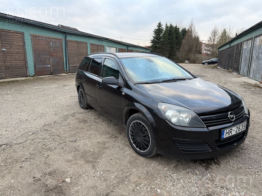 Opel Pārdodu opeli. Ir nedaudz rūsa, cena runājama.