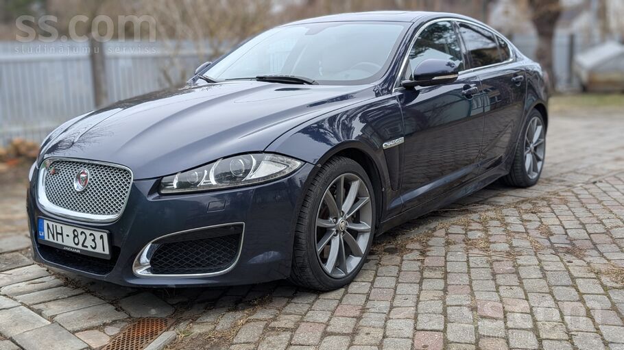 Jaguar XF