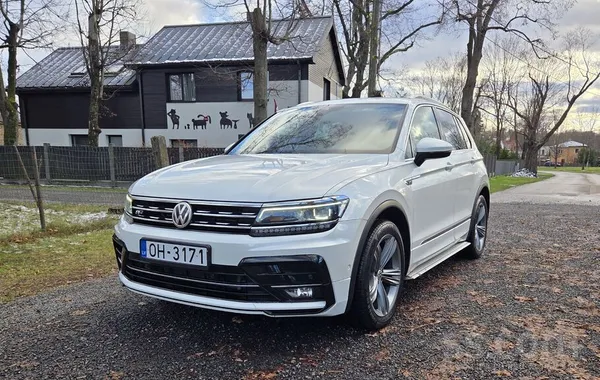 Volkswagen Pārdodu VW Tiguan R-Line 4Motion 2.0 tsi aplīmētu 