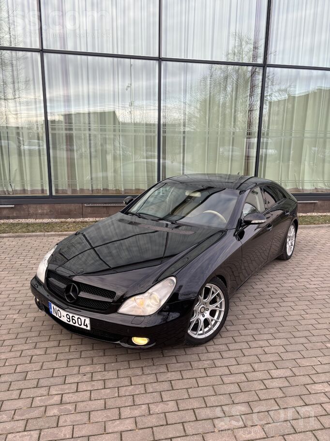 Pārdodu Mercedes-Benz cls320, 3.2cdi, 165kw, automāts.
Ļoti labā tehniskā