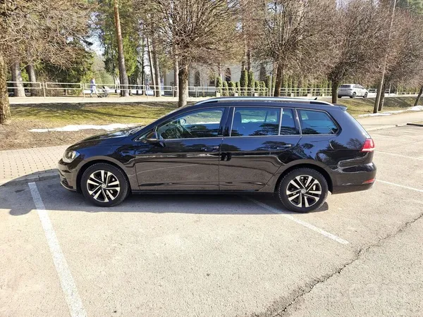 Volkswagen Pārdodu Golf 7 (7.5 facelift), Iq. Drive, 1.6l dīz