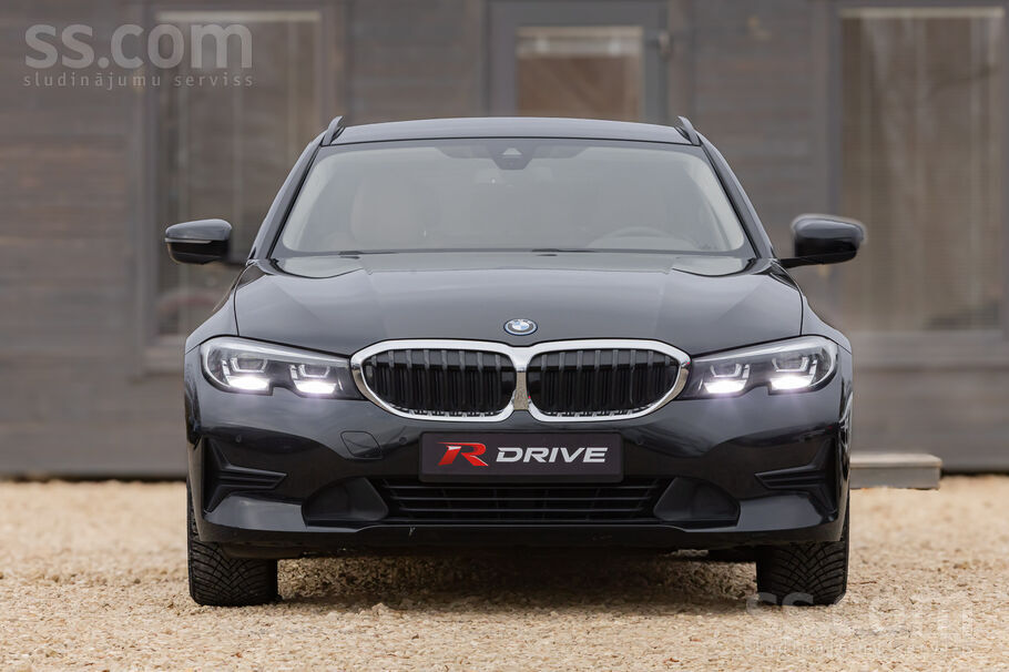 BMW BMW 320e Plug-in Hybrid, automātiskā ātrumkārba. 