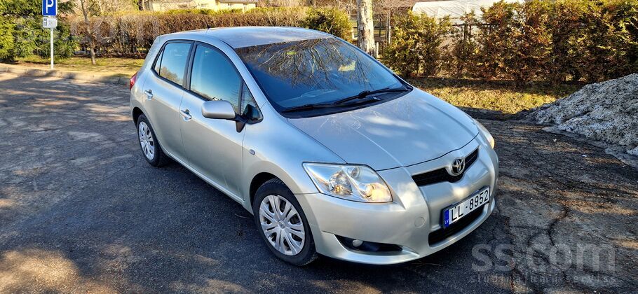 Toyota Toyota Auris 2.0 Dīzelis. D-4-D. Auto ir Labā tehn