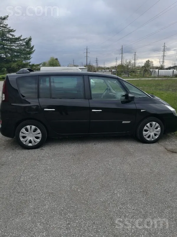 Продаю в хорошом состоянием Renault Espace