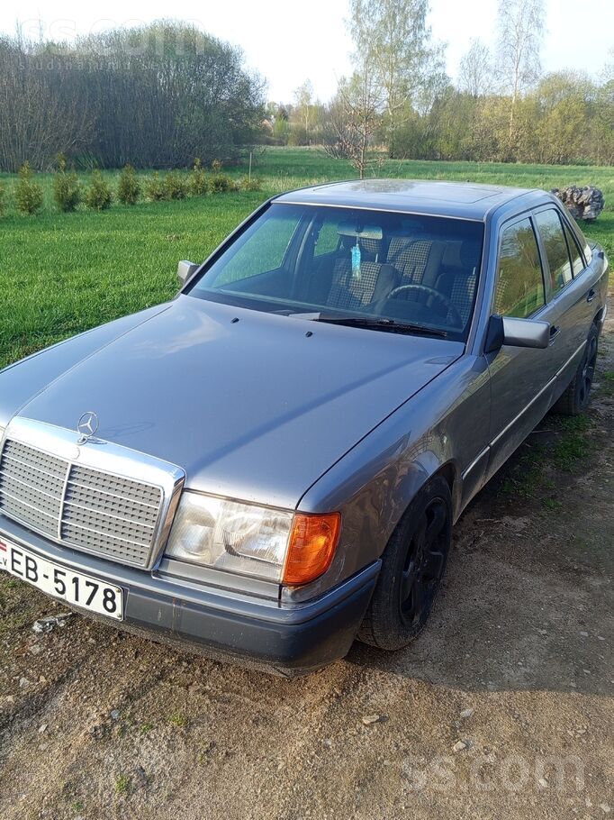 Mersis dzīvs vairāk pa tel.
Labā puse laikam bortā trāpijusi.
Bildē redz