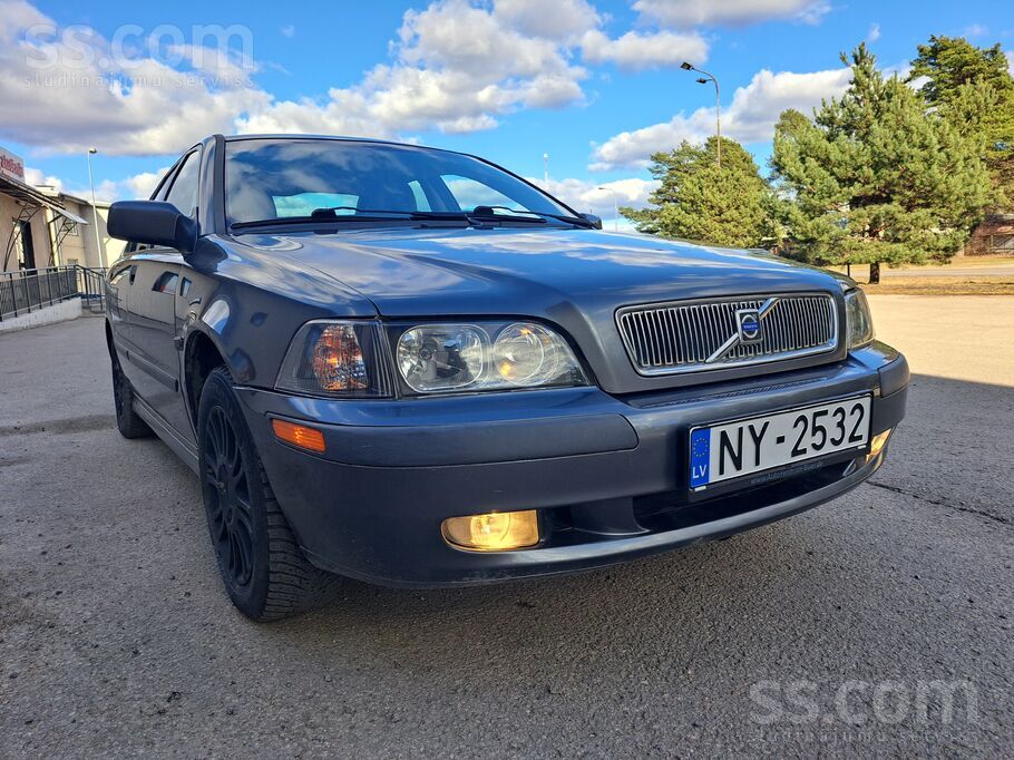 Jauna TA, Volvo S40 1.6 benzīns, 2003 gada, facelift modelis. Diezgan labā t