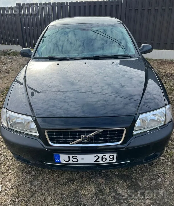 Volvo Машина в отличном состоянии мотор коробка работает