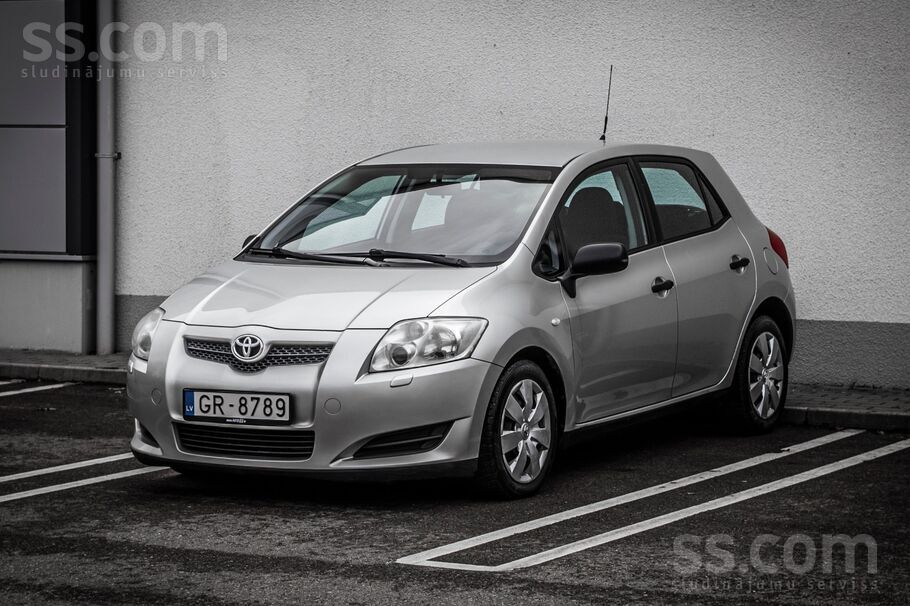 Toyota Auris 1.4 benzīns, Mehānika. 

Auto labā tehniskā un vizuālā stāvok