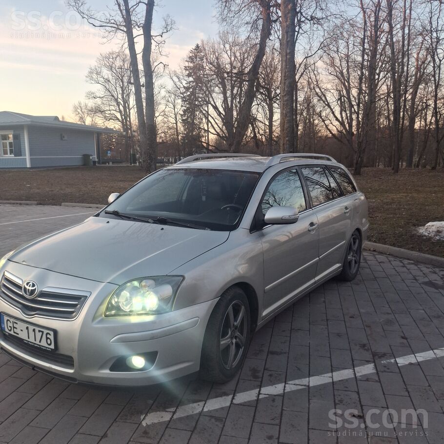 Toyota Avensis 2.2 D-4D – ekonomisks un uzticams auto.
TA līdz 20.08.2026